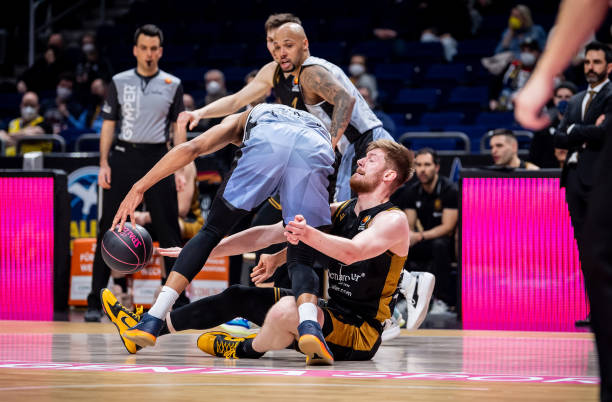 更是对年龄 更是对年龄